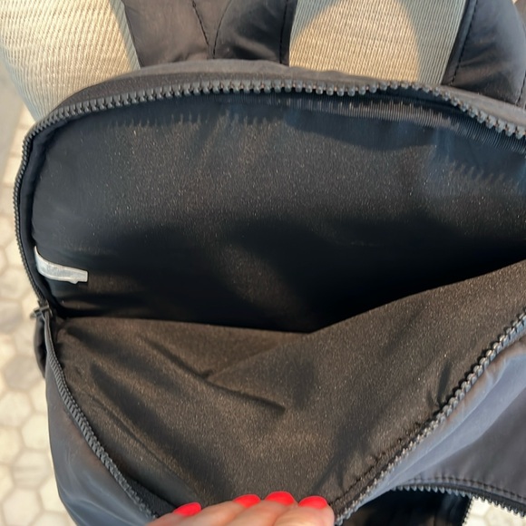 Lululemon Pack It Up Backpack 21L Black - Picture 10 of 16